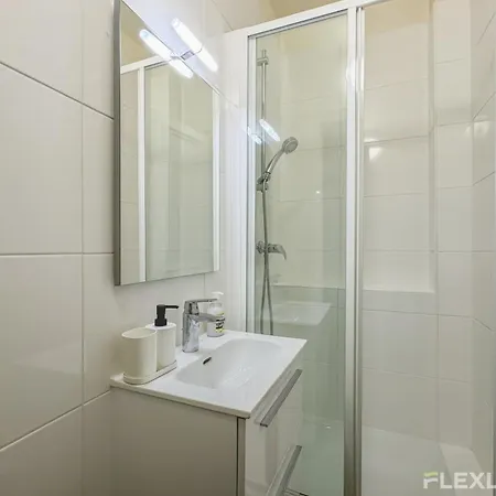 Flexliving - Whole House - Gabriel Peri Apartment Levallois-Perret